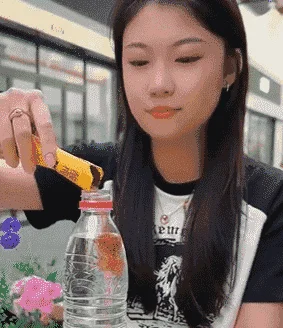 1712466277954244.gif 1.gif